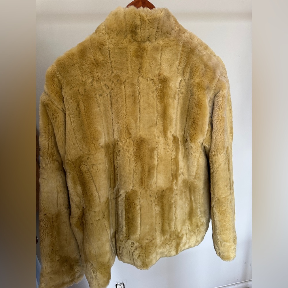 Women's Faux Fur Coat - Picture 3 of 5
